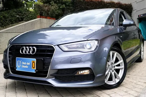 Audi A3 1.8 Tfsi Ambition S-line — vista principal