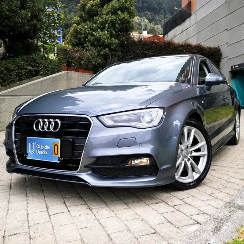 Audi A3 1.8 Tfsi Ambition S-line — vista principal