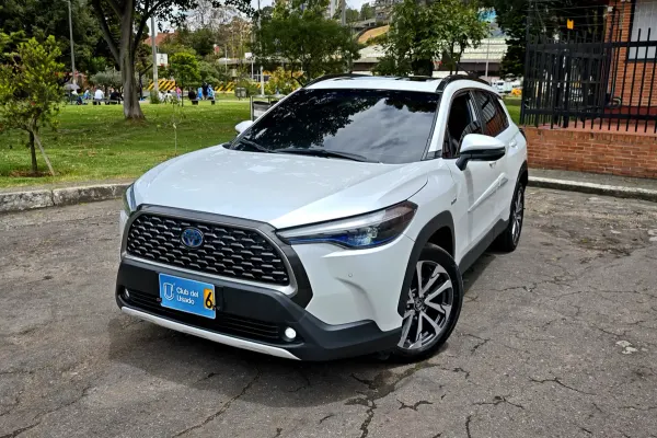 Toyota Corolla Cross 1.8 Hev Seg Cvt — vista principal