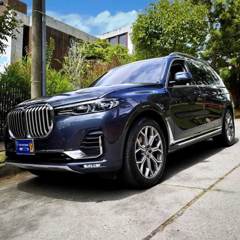 BMW X7 3.0 Xdrive 40i Pure Excelence — vista principal